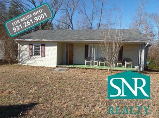 1593 Holladay Rd, Cookeville, TN 38506