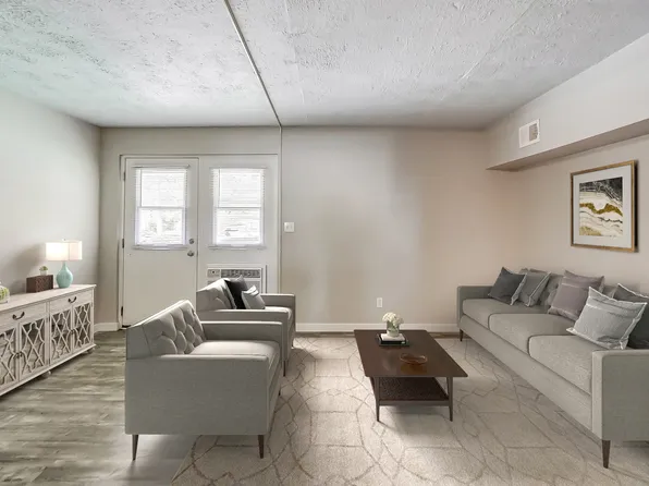 Oaks of Newport, 1163 Waterworks Rd #12, Newport, KY 41071