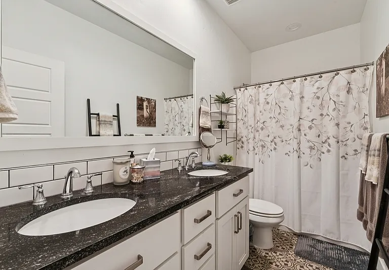 11691 W Quintale Dr — Photo 26