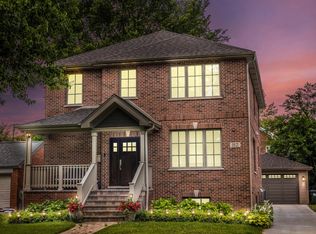 112 East Ave, Park Ridge, IL 60068