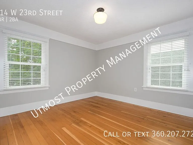 114 W 23rd St — Photo 8