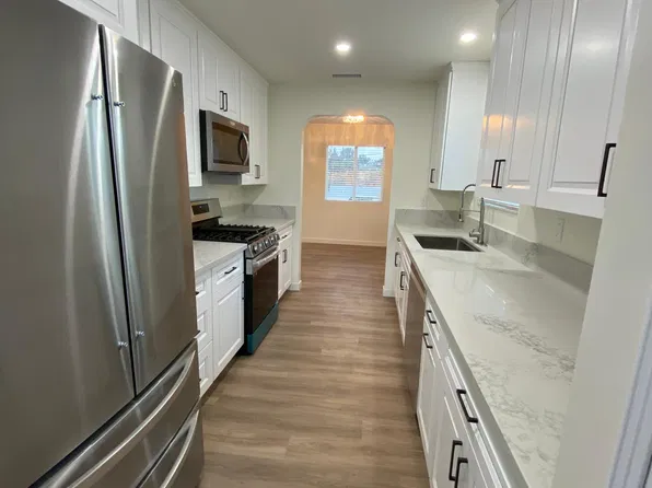 10453 San Carlos Dr, Spring Valley, CA 91978