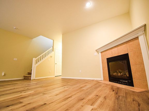 2nd image of 17461 SW Rose Petal Ln