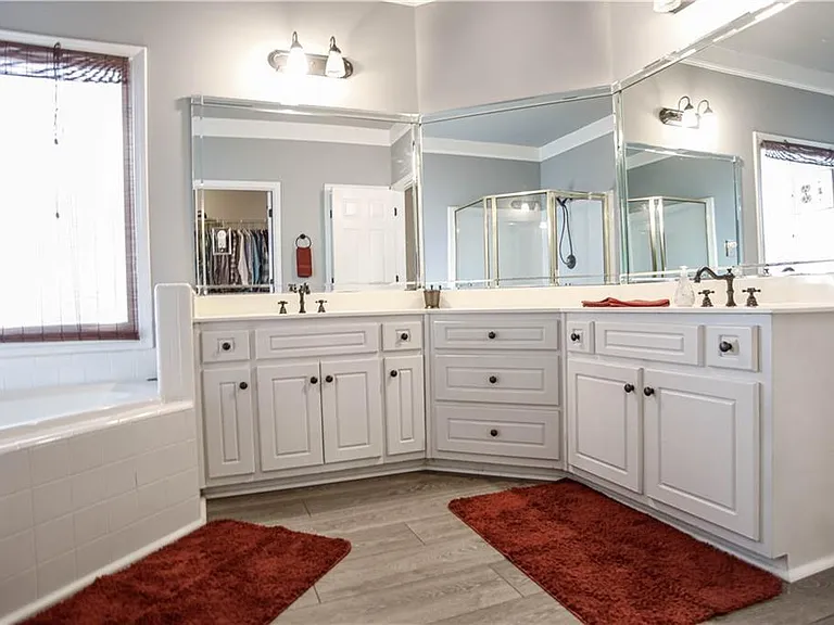3875 Spring Manor Ct — Photo 22