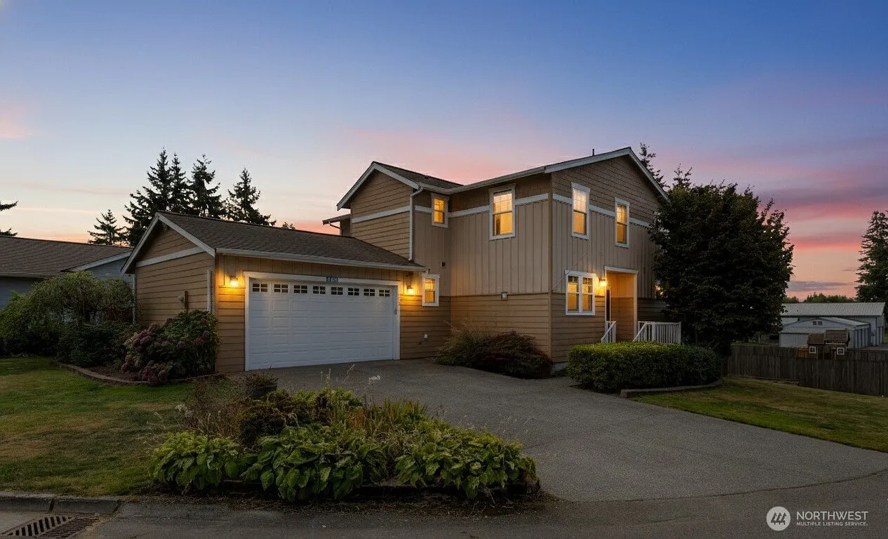 1033 Aspen Lane photo 1