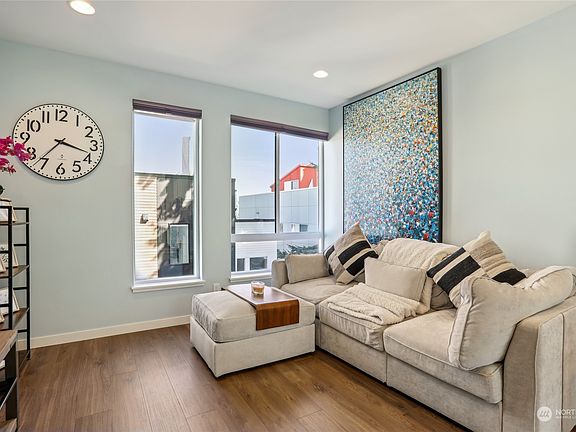 3rd image of 3410 23rd Avenue W #B