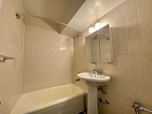 4th image of 27-02 30th Ave #4G