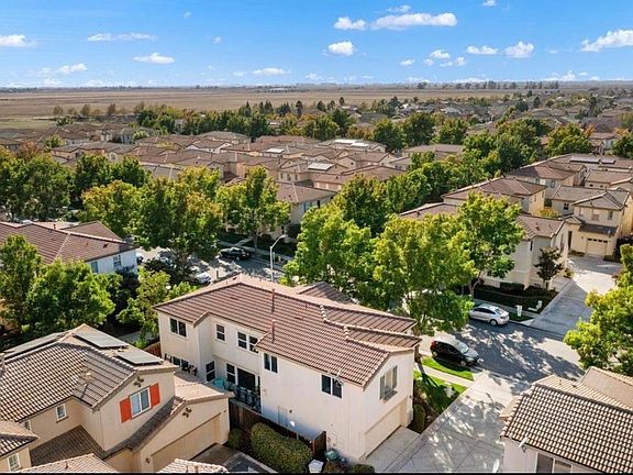 4th image of 3973 Tule St