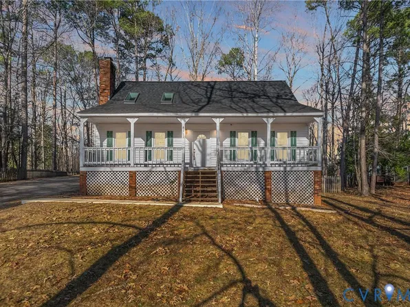 8112 Foxcatcher Ct, North Chesterfield, VA 23235