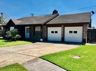 5802 Par Four Dr, Houston, TX 77088