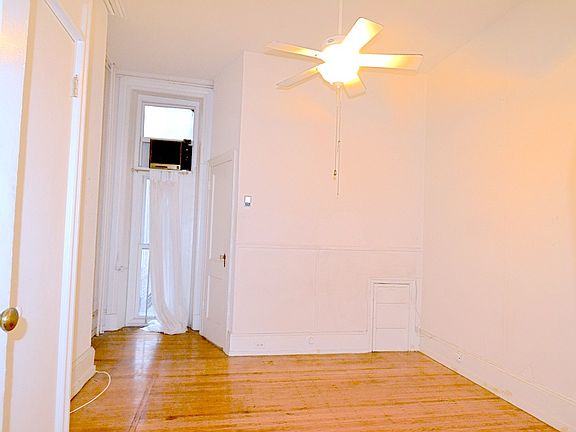 2F One Bed $2195 for Sept move in .