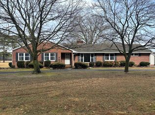 27273 Muttonhunk Rd, Parksley, VA 23421