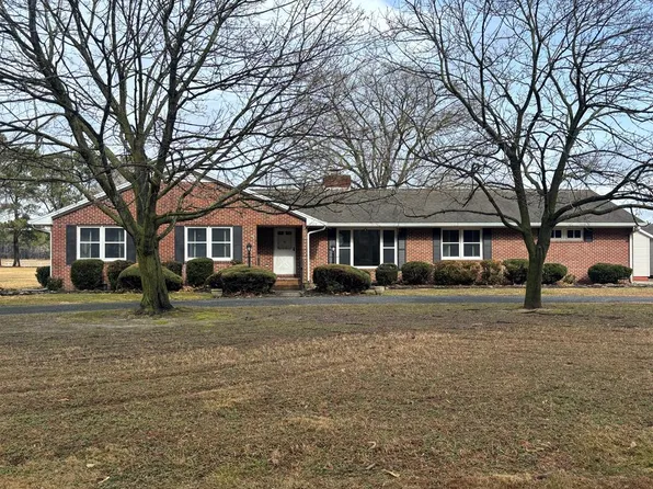 27273 Muttonhunk Rd, Parksley, VA 23421