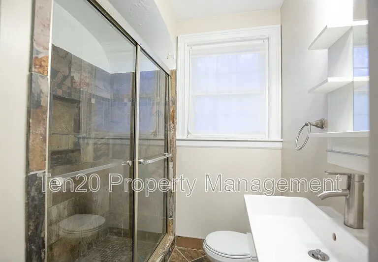 1708 Slade Dr — Photo 13