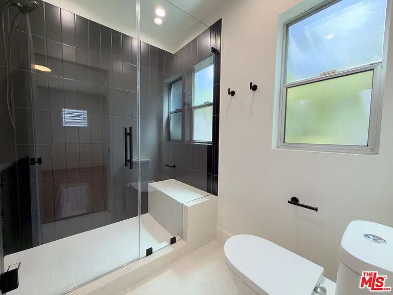 1947 Clinton St #700 — Photo 11