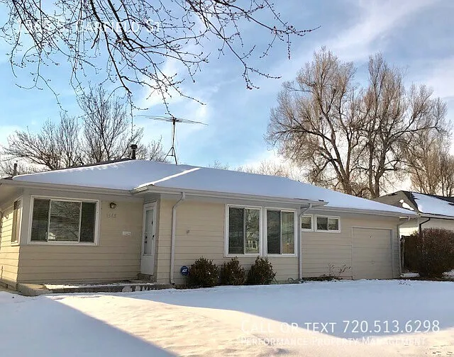 1565 S Garfield St — Photo 1