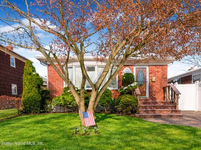 151 Amber St, Staten Island, NY, 10306