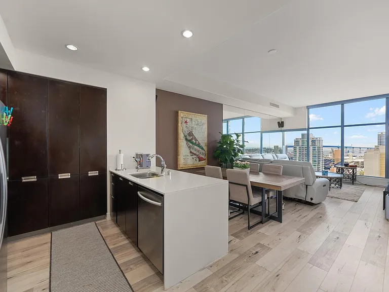 575 6th Ave #1804 — Photo 4