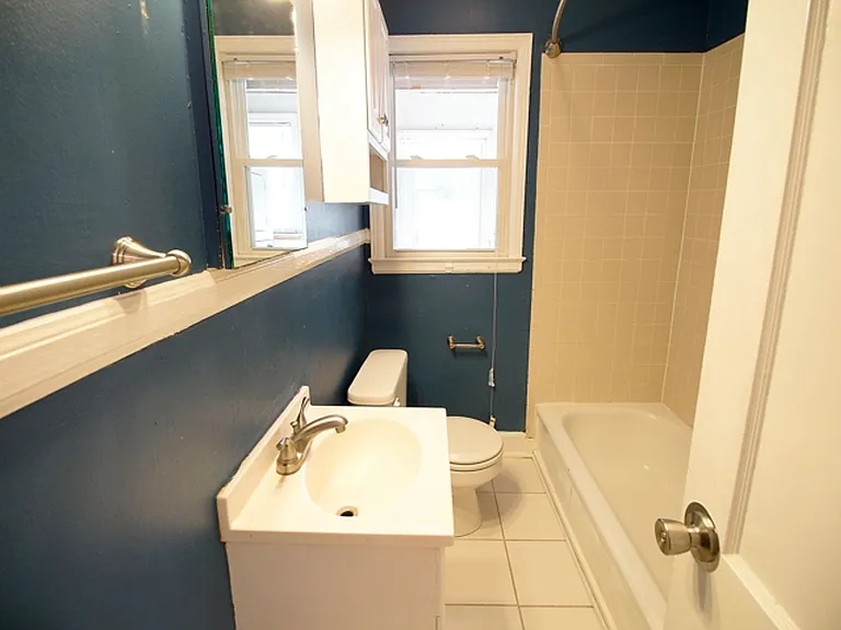 2101 Ward St — Photo 9
