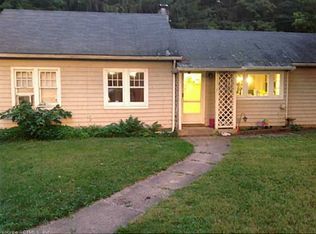 2315 Foxon Rd, North Branford, CT 06471