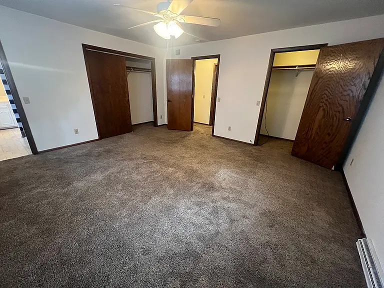 7313 Farmington Way — Photo 25