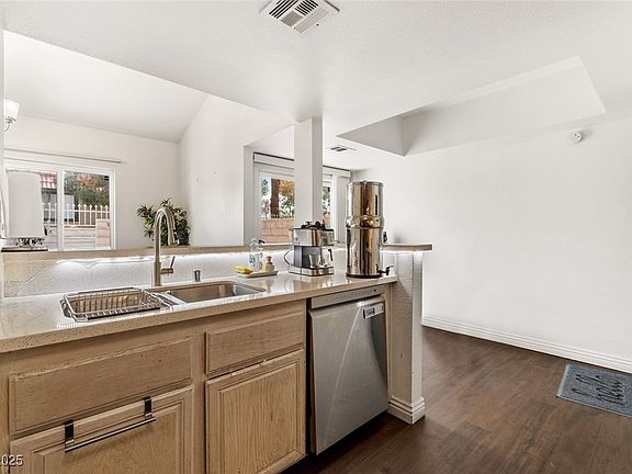 2nd image of 680 Cervantes Dr