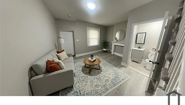 3 bed, 930 sqft, $1,475 — Photo 3