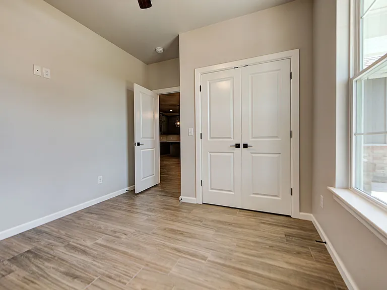 10445 SW 51st St — Photo 40