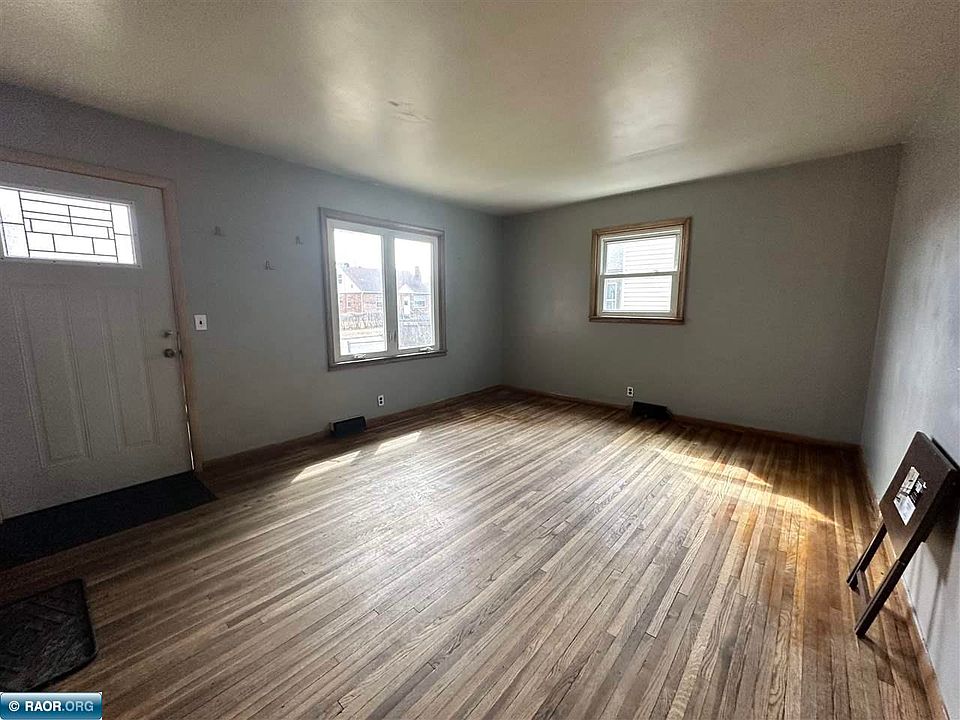 218 E Howard Ave, Keewatin, MN 55753 Zillow