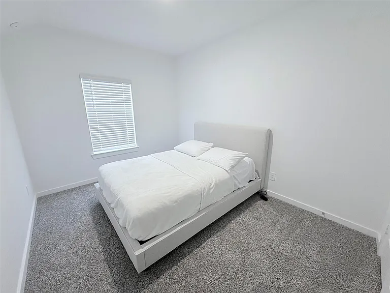 1609 Sunbend Ln — Photo 14