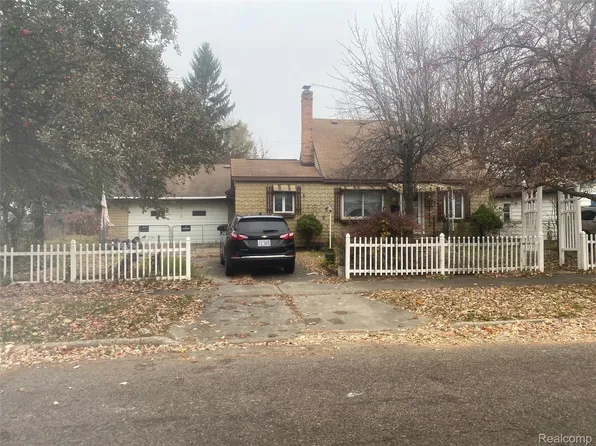 224 W Princeton Ave, Pontiac, MI 48340