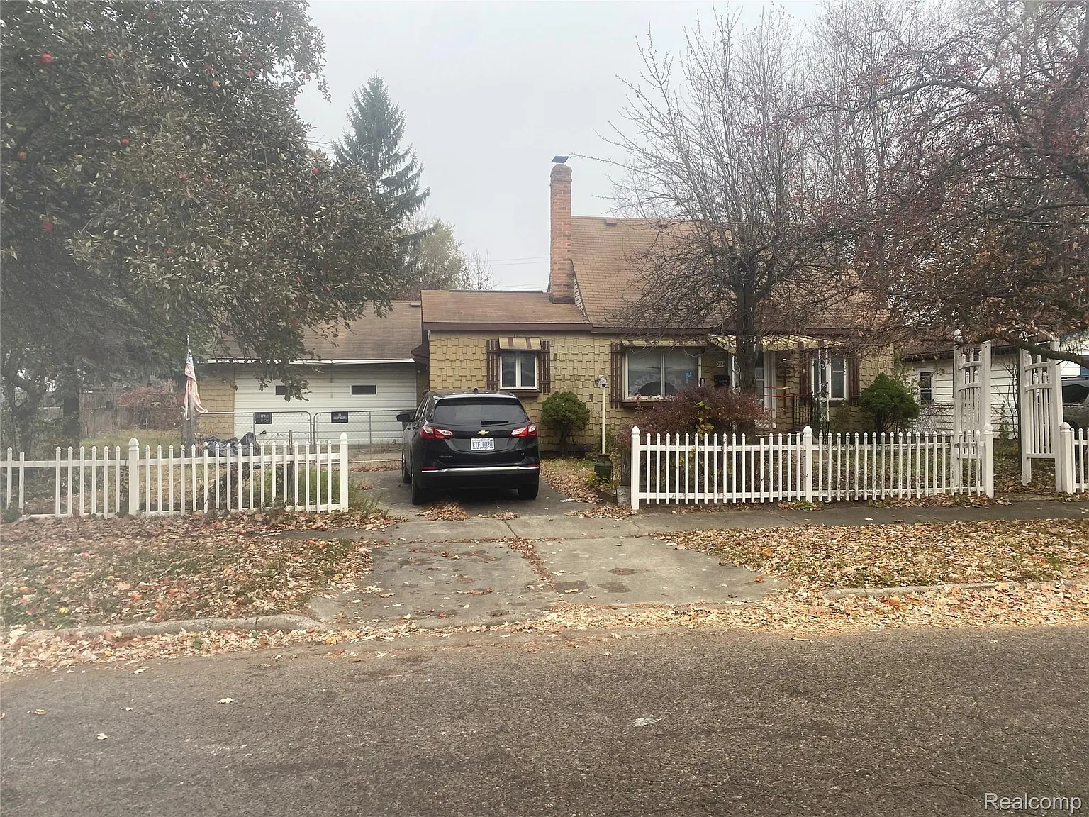 224 W Princeton Ave photo 1