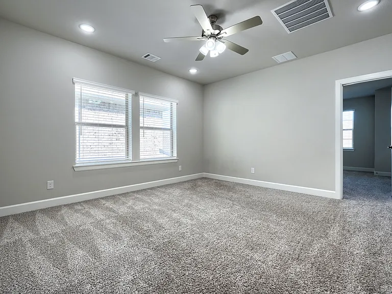3313 Pillory Ln — Photo 32
