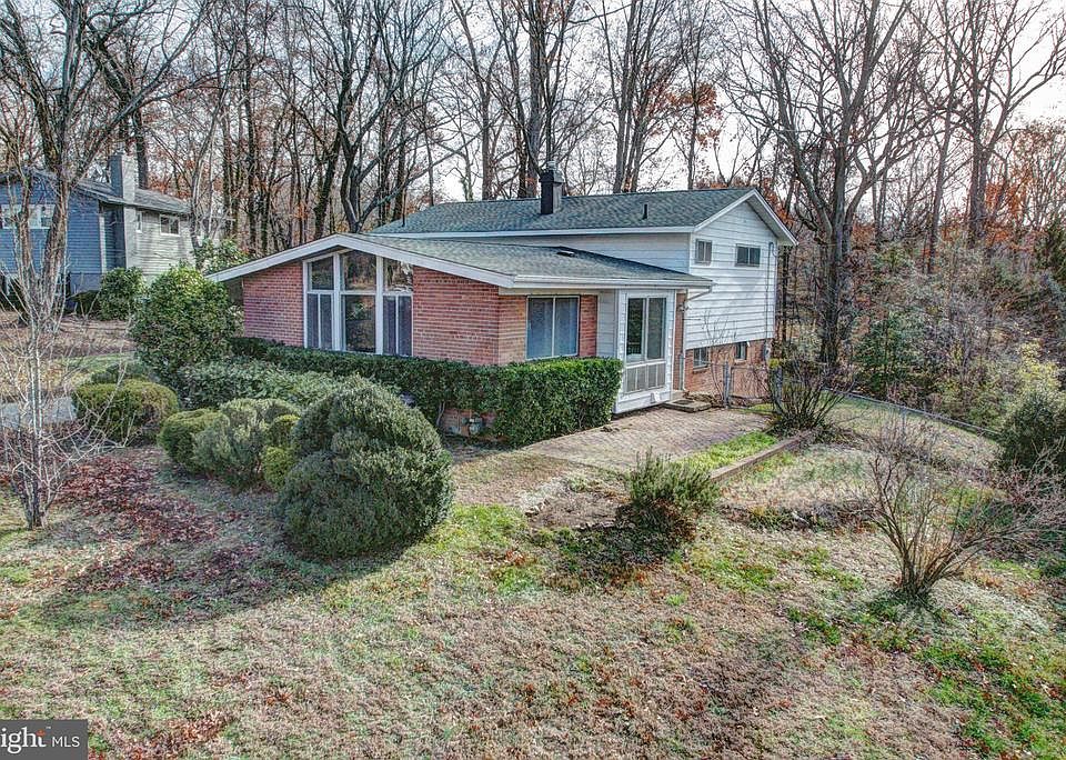 1st image of 4209 Adrienne Dr