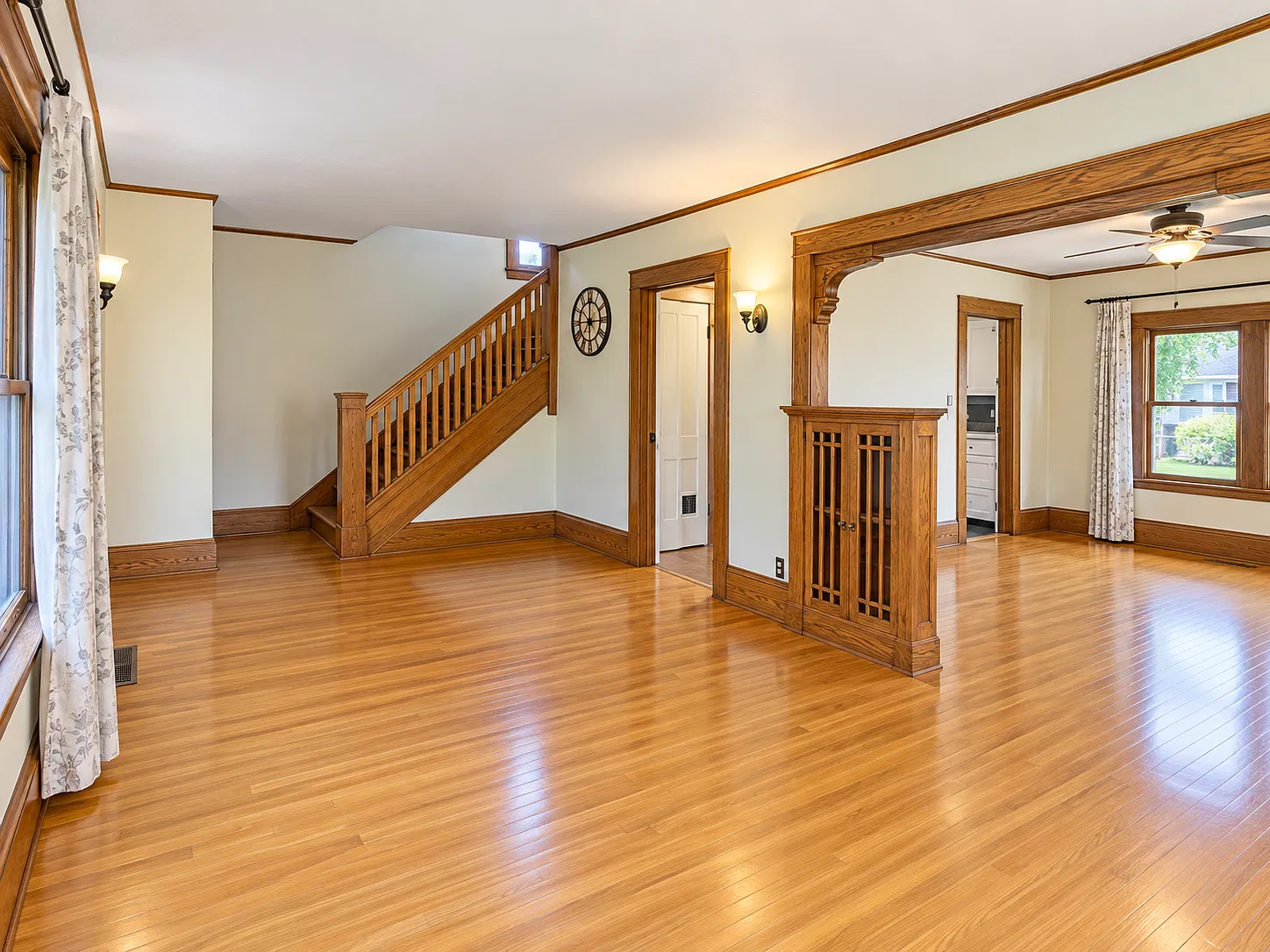 3 bed, $2,295 — Photo 3