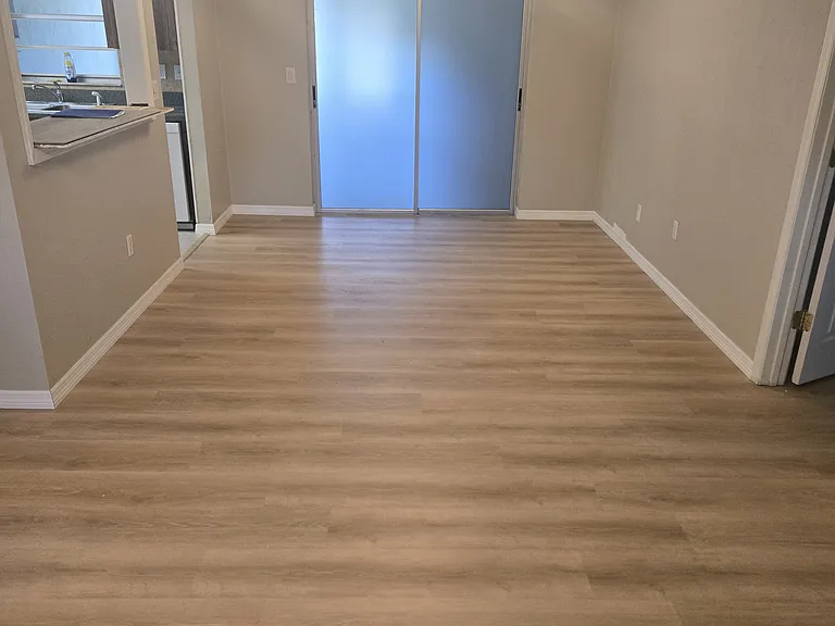1220 Franklin Dr — Photo 13