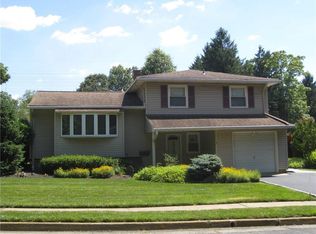 4 Connor Ave, Metuchen, NJ 08840