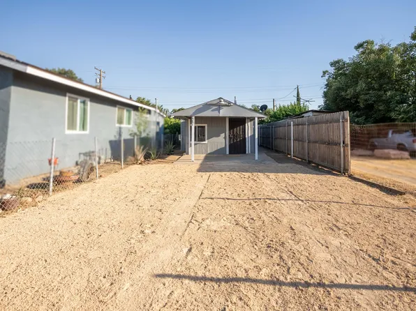 2281 E Alfred Avenue, Exeter, CA 93221