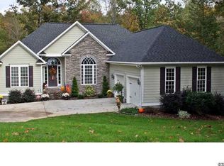 102 Tonya Ct, Cherryville, NC 28021