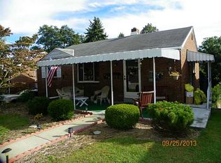 453 E Garden Rd, Pittsburgh, PA 15227