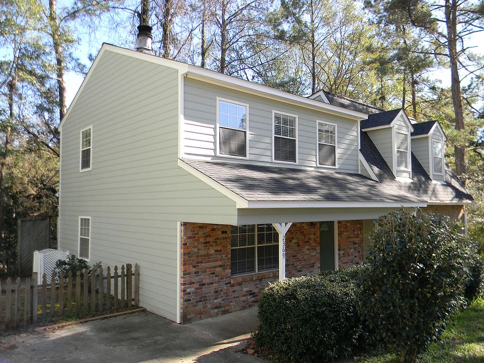 1st image of 2369 Gregory Dr