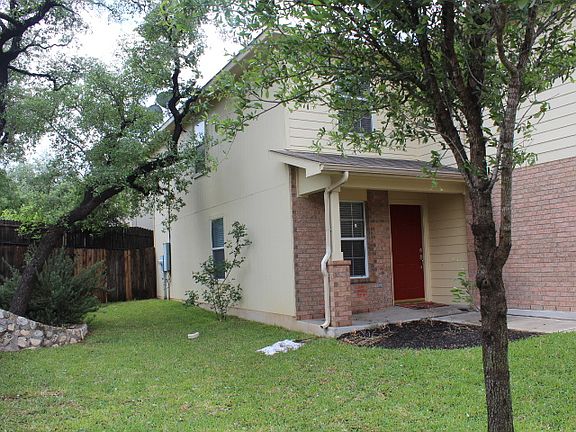 3rd image of 8501 Dittmar Oaks Dr