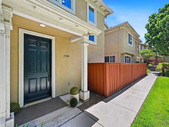 3rd image of 1540 Nightfall Ln