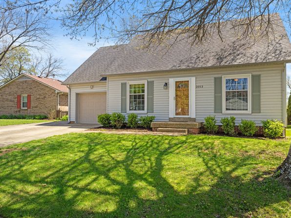 3953 Forest Green Dr, Lexington, KY 40517