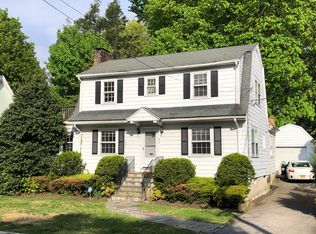 19 Ferncliff Rd, Scarsdale, NY 10583