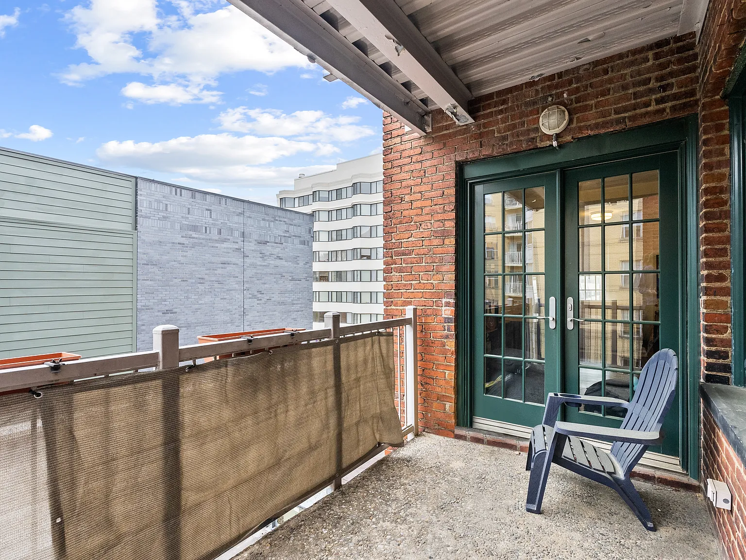 2 bed, 1400 sqft, $4,999 — Photo 3