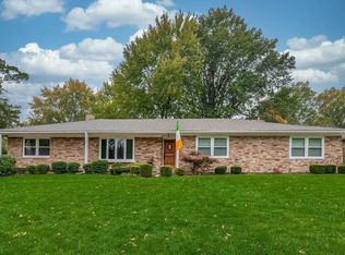 5000 Howe Dr, Roeland Park, KS 66205