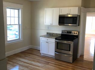 619 Stevens St, Lowell, MA 01851