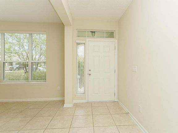 3rd image of 546 Casa Sevilla Ave