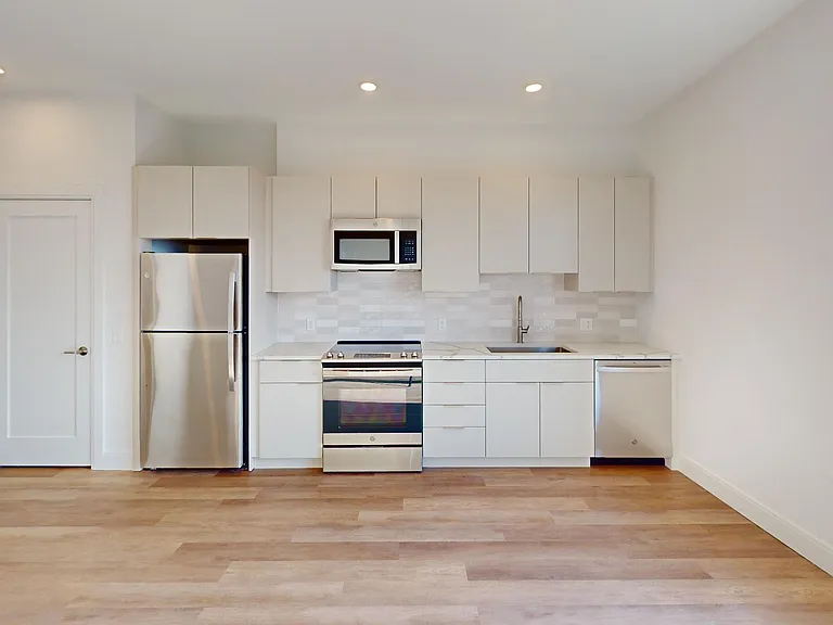 959 Dorchester Ave #304 — Photo 5